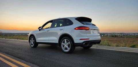 Porsche Cayenne 2016