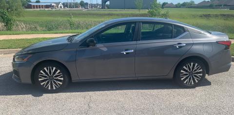 Nissan Altima 2024