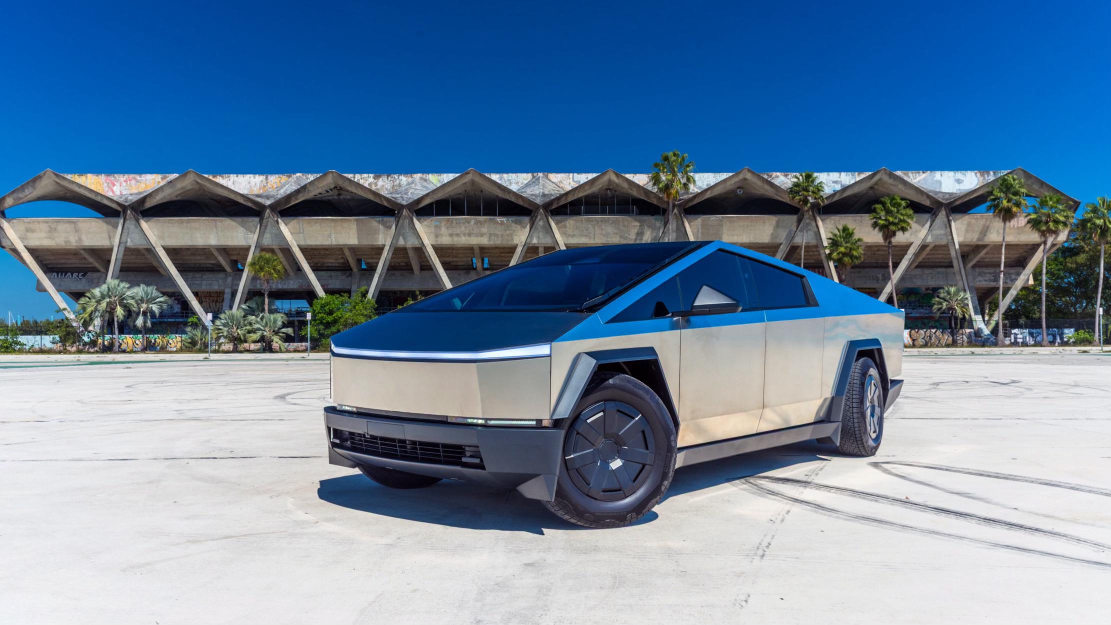 Tesla Cybertruck 2024 in 