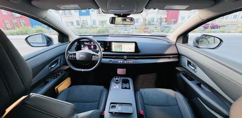Nissan ARIYA 2025