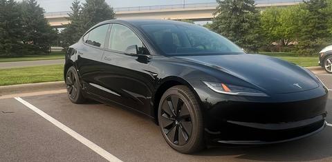 Tesla Model 3 2025