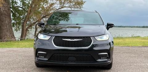 Chrysler Pacifica 2024