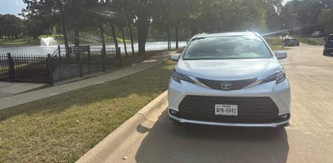 Toyota Sienna 2025