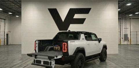 GMC HUMMER EV 2025
