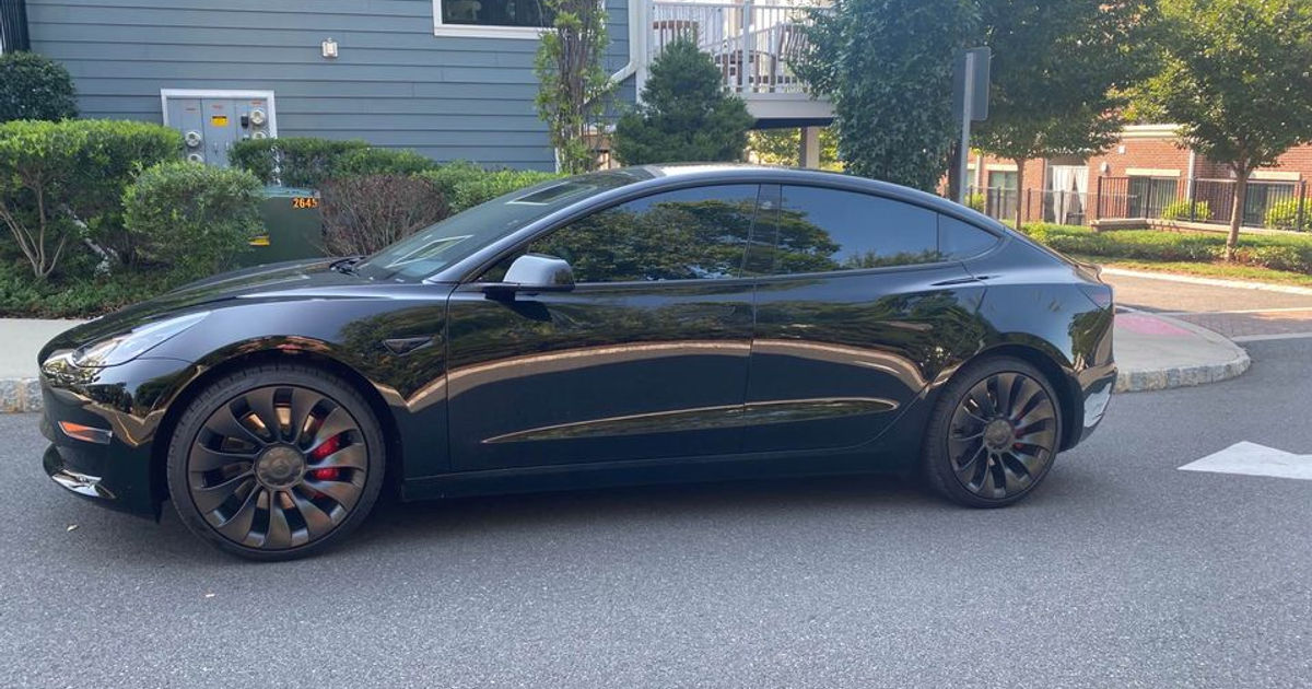 Tesla Model 3 2022 rental in Princeton, NJ by Sara F. Turo