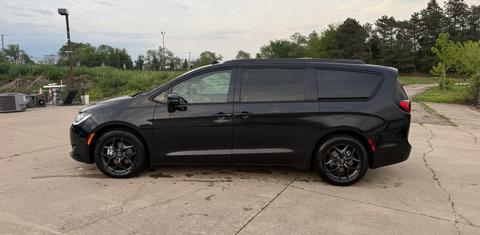 Chrysler Pacifica 2019