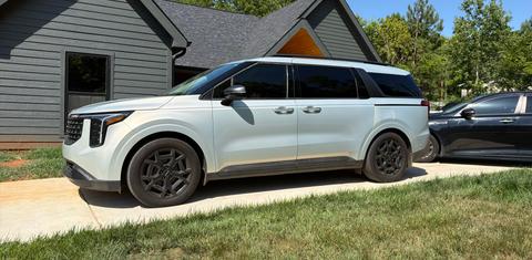 Kia Carnival 2025