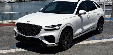 Genesis GV70 2025