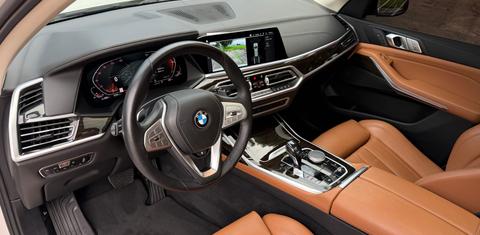 BMW X7 2021