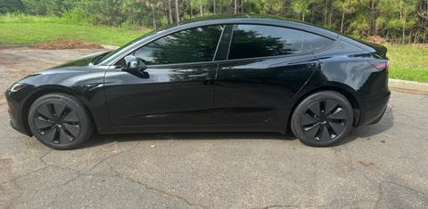 Tesla Model 3 2025