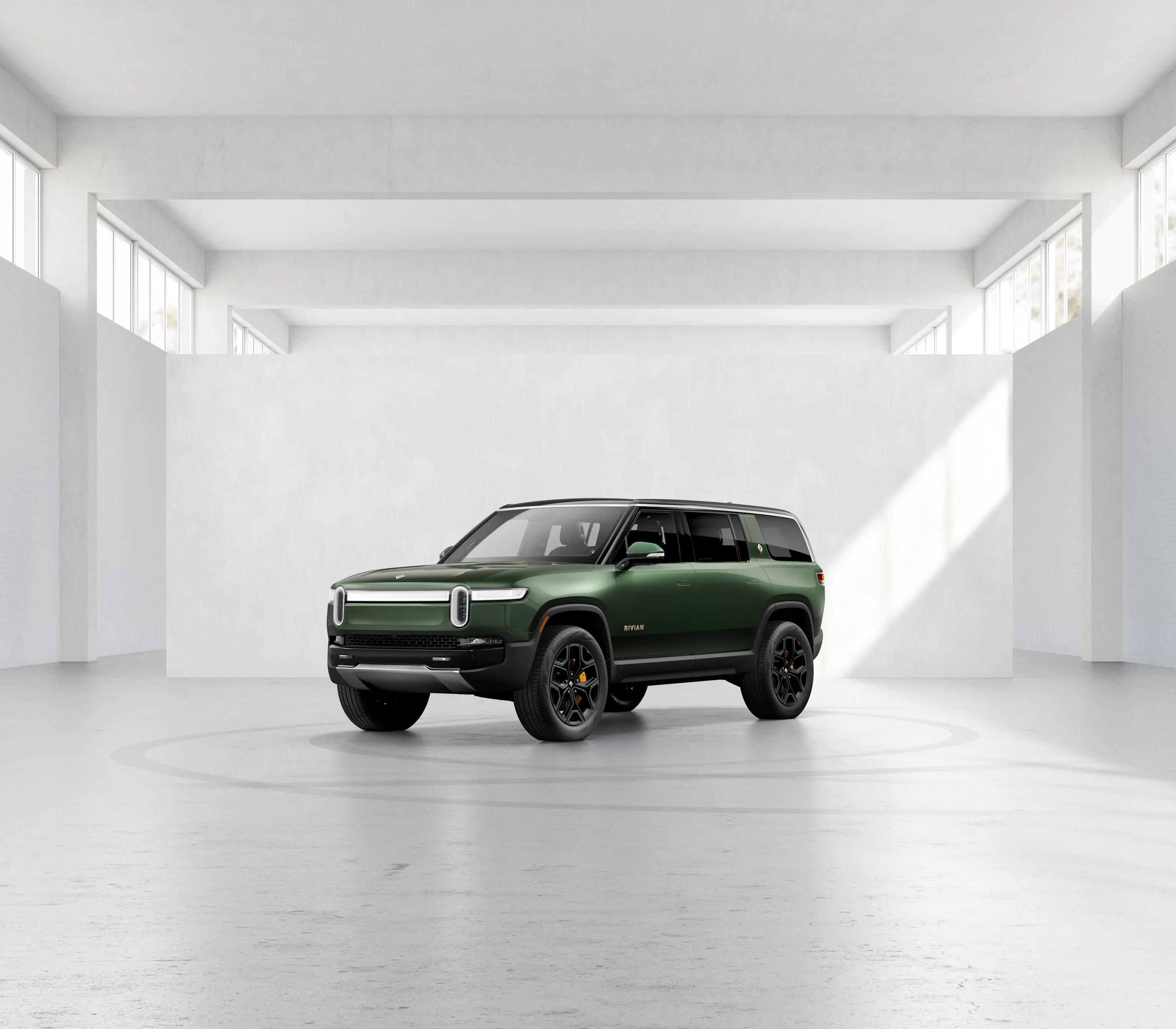 Rivian R1S 2023 in Talking Rock, GA
