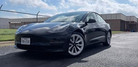 Tesla Model 3 2022