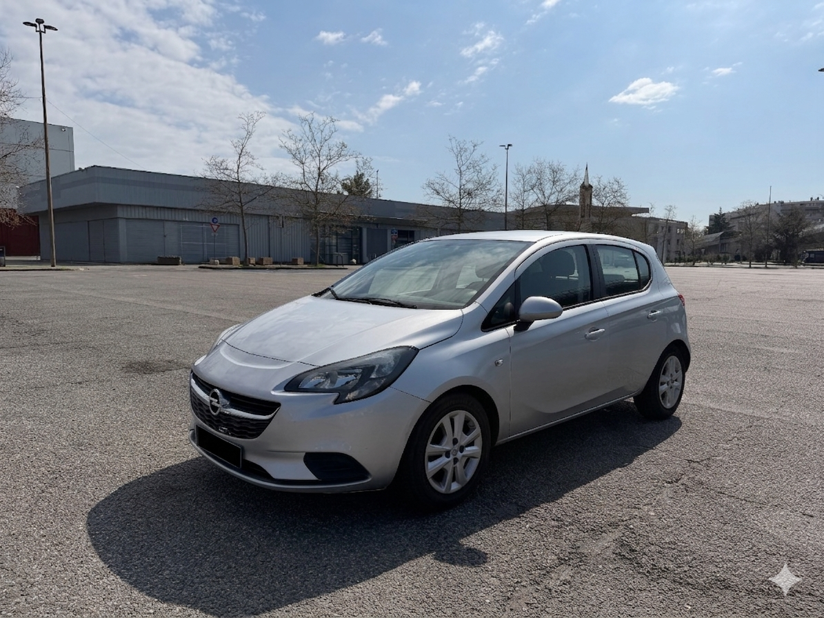 Opel CORSA 2016 in Toulouse