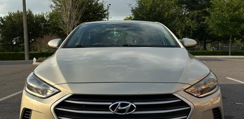 Hyundai Elantra 2017