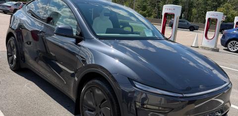 Tesla Model Y 2026