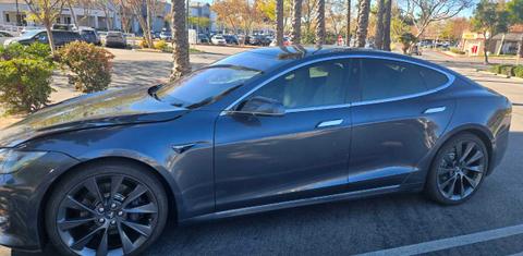 Tesla Model S 2020