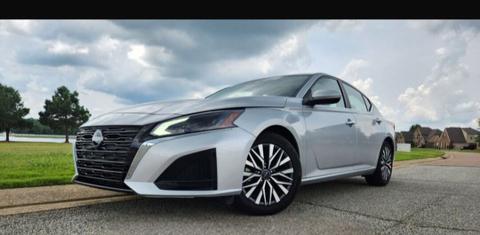 Nissan Altima 2023