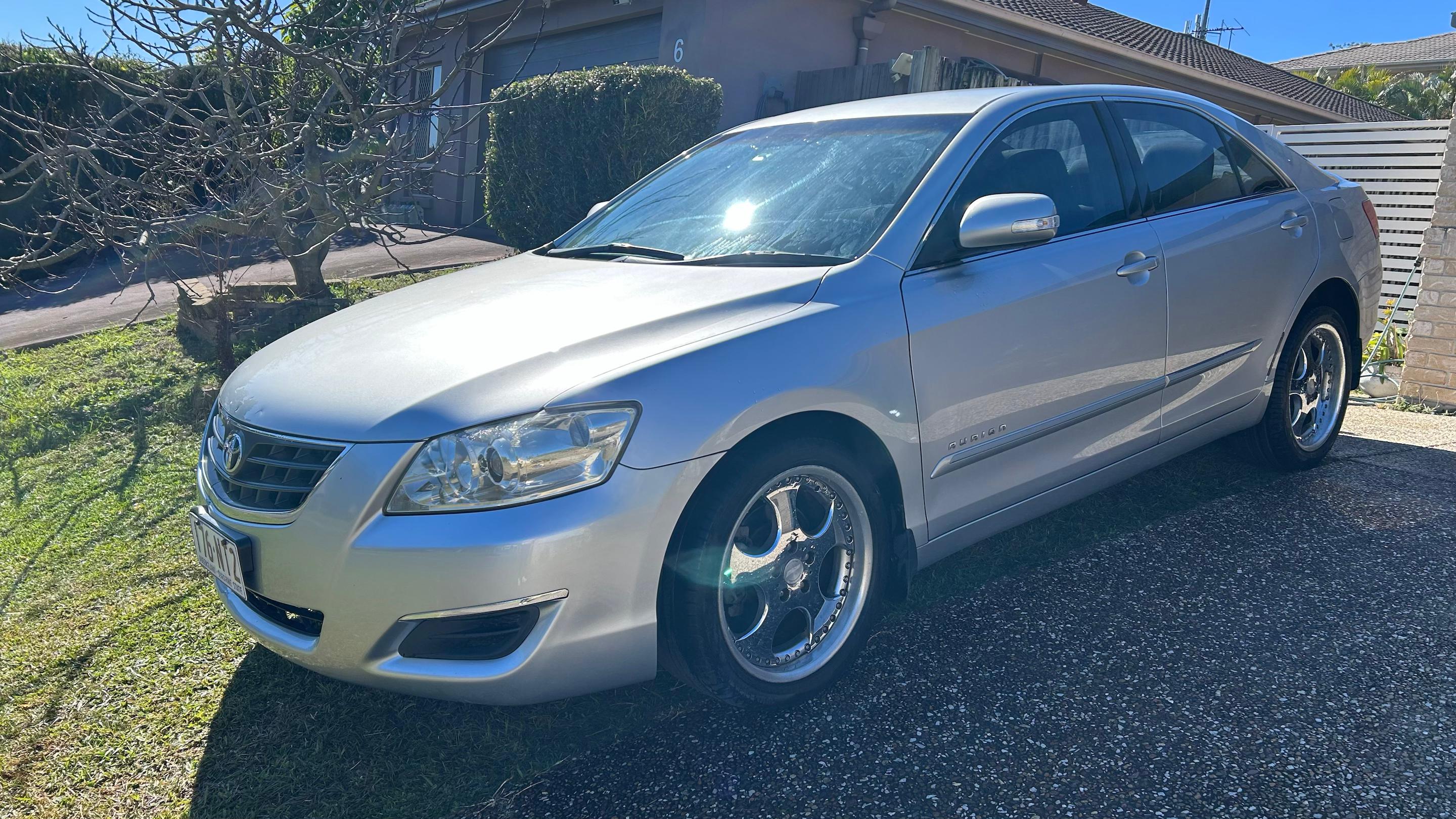 Toyota AURION 2015 in Calamvale
