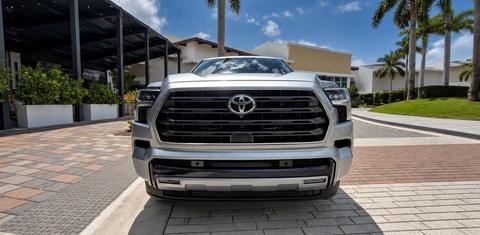 Toyota Sequoia 2026