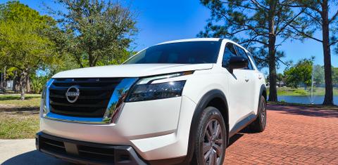Nissan Pathfinder 2024