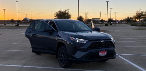 Toyota RAV4 2024