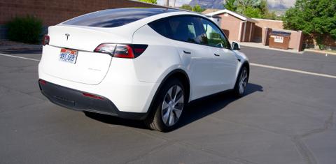 Tesla Model Y 2021
