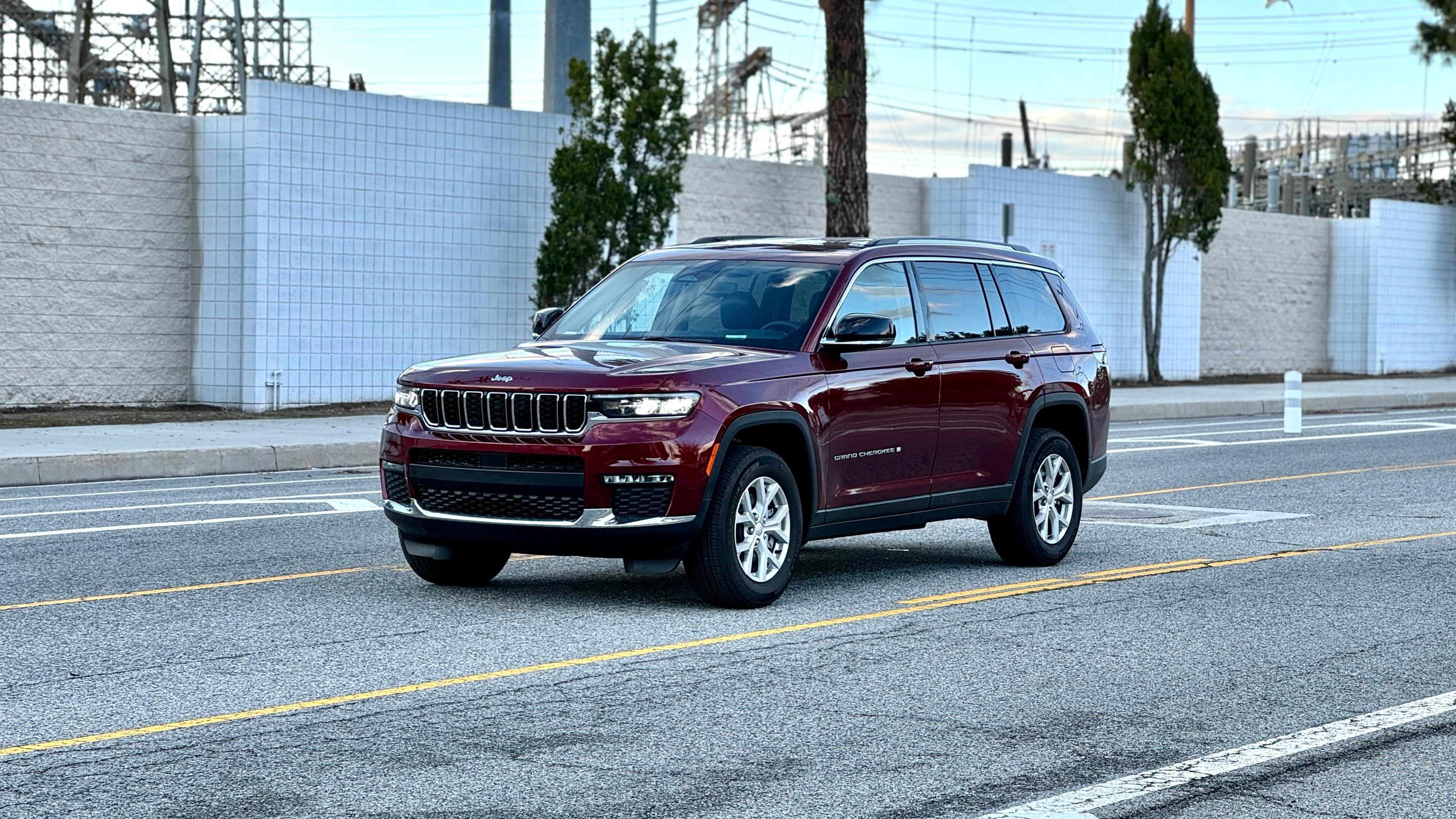 Jeep Grand Cherokee L 2023 in Los Angeles, CA