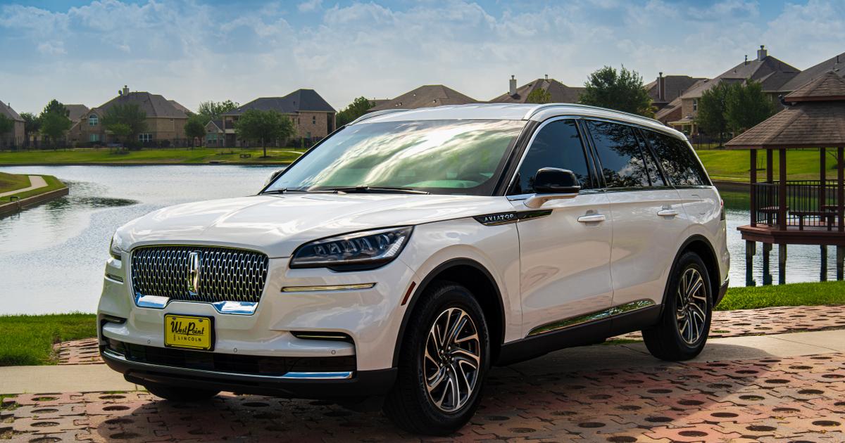 Lincoln Aviator 2022 rental in Houston, TX by Beyond Luxury Rentals