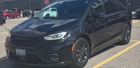 Chrysler Pacifica 2022