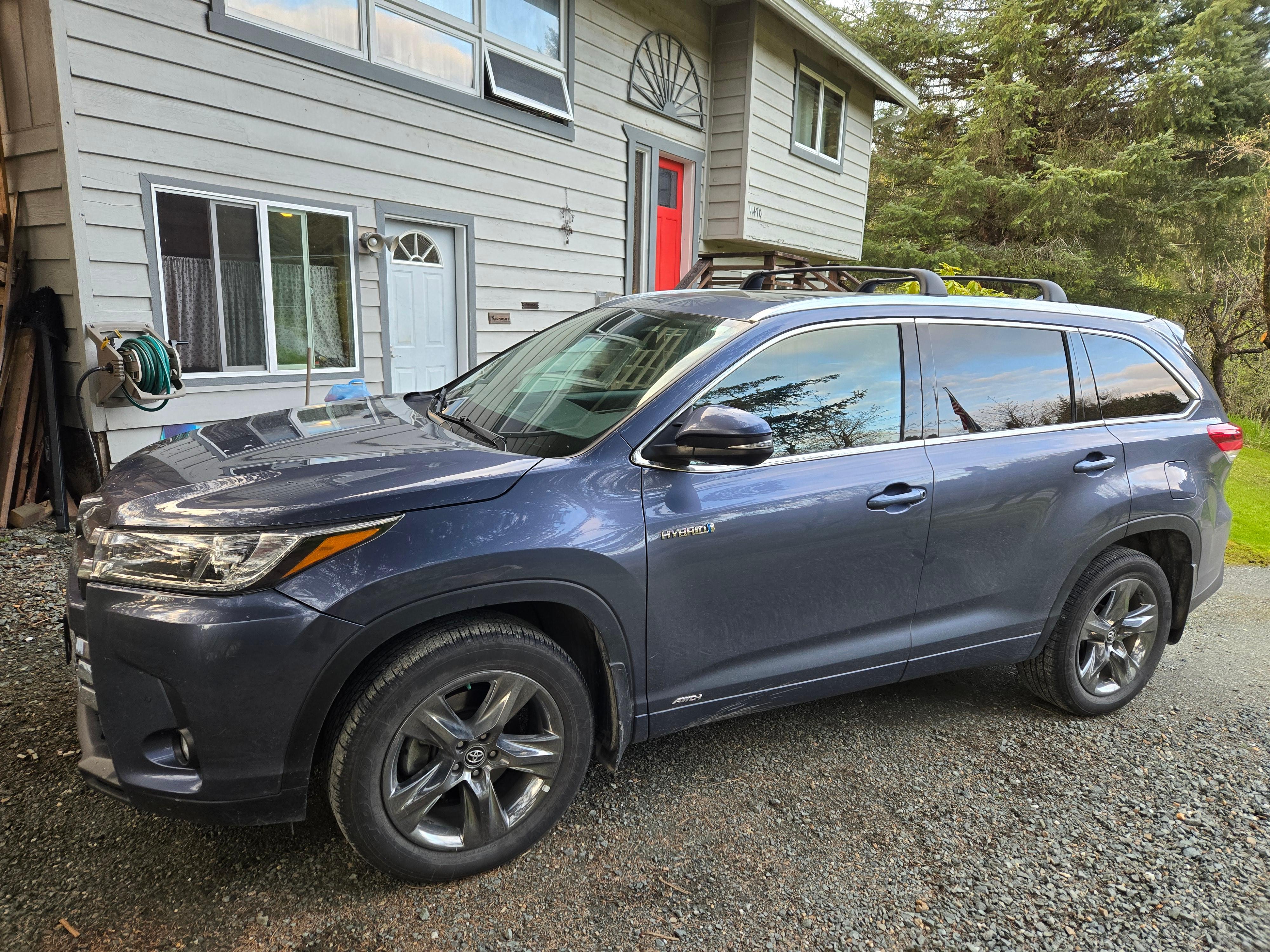 Toyota Highlander Hybrid 2018 in Juneau, AK
