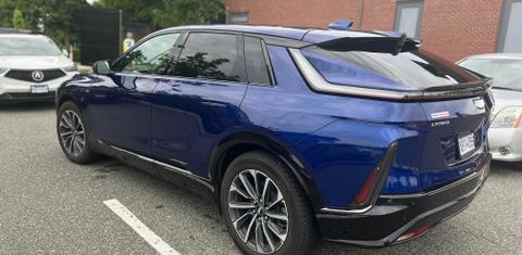 Cadillac LYRIQ 2025