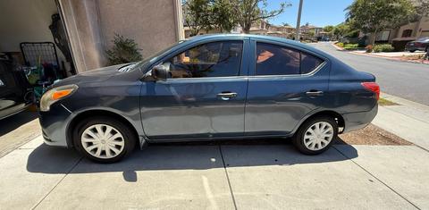 Nissan Versa 2015