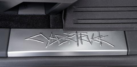 Tesla Cybertruck 2025
