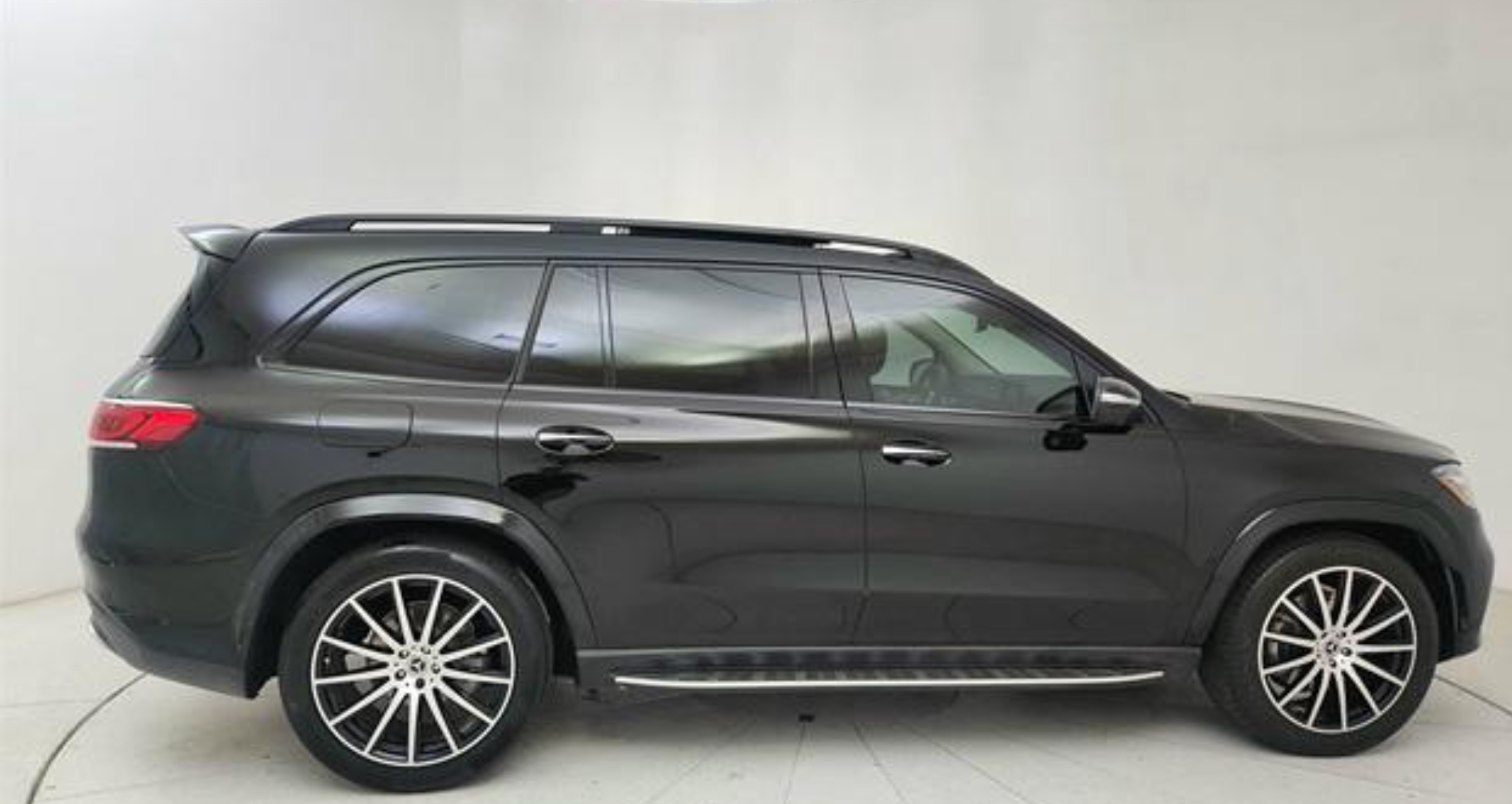 Mercedes-Benz GLS-Class 2023 in 