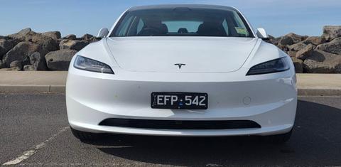 Tesla MODEL 3 2026