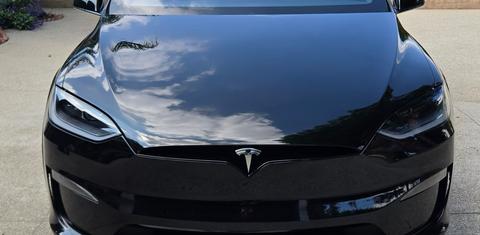 Tesla Model X 2024