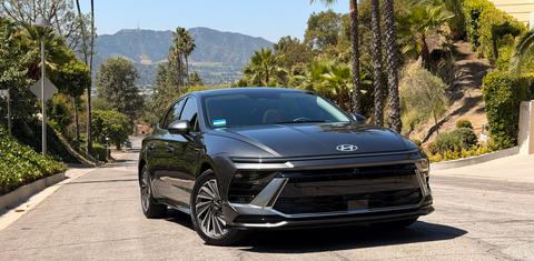 Hyundai Sonata Hybrid 2026