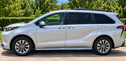 Toyota Sienna 2025