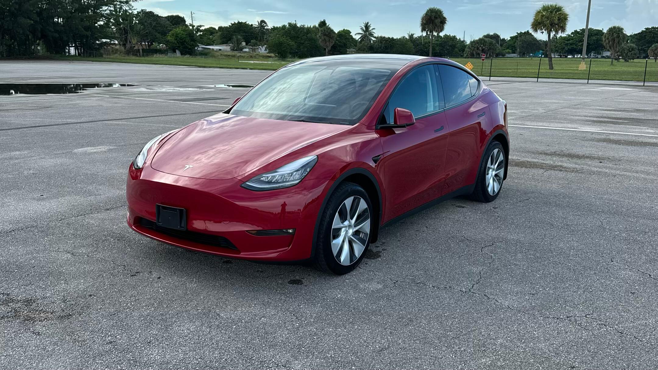 Tesla Model Y 2021 in Lake Worth, FL