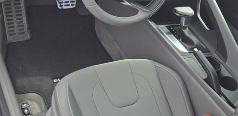 Hyundai Elantra 2025