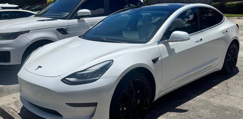 Tesla Model 3 2020