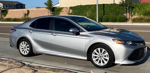 Toyota Camry Hybrid 2019