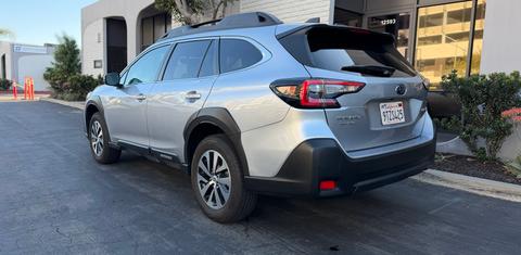 Subaru Outback 2025
