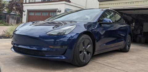 Tesla Model 3 2022