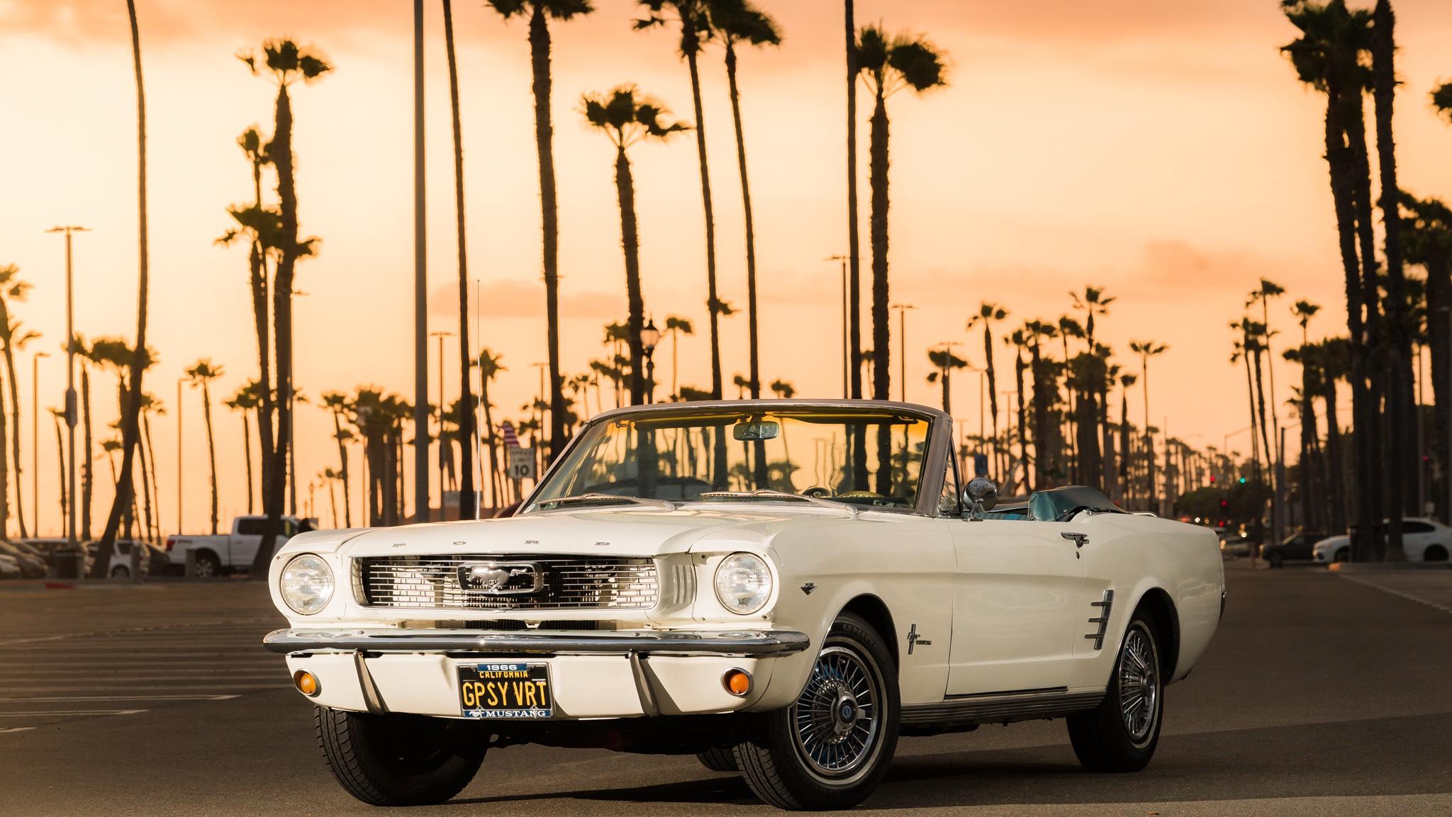 Ford Mustang 1966 in Huntington Beach, CA
