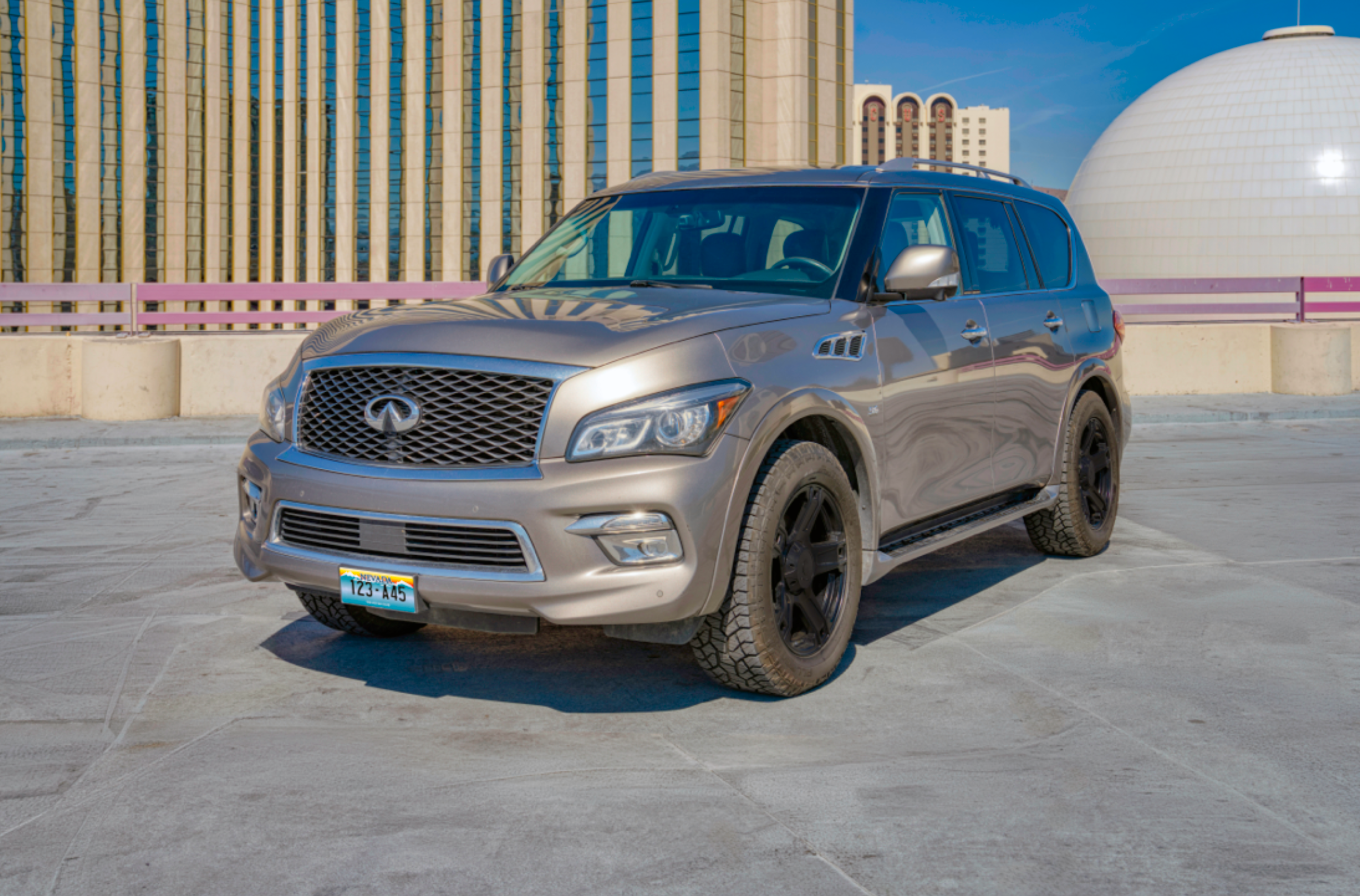 INFINITI QX80 2016 in 