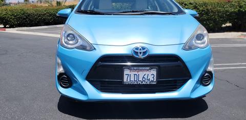 Toyota Prius c 2015