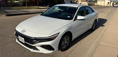Hyundai Elantra 2025