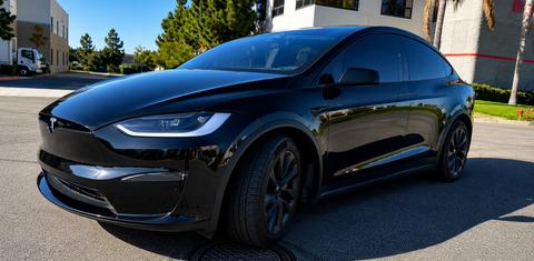 Tesla Model X 2024