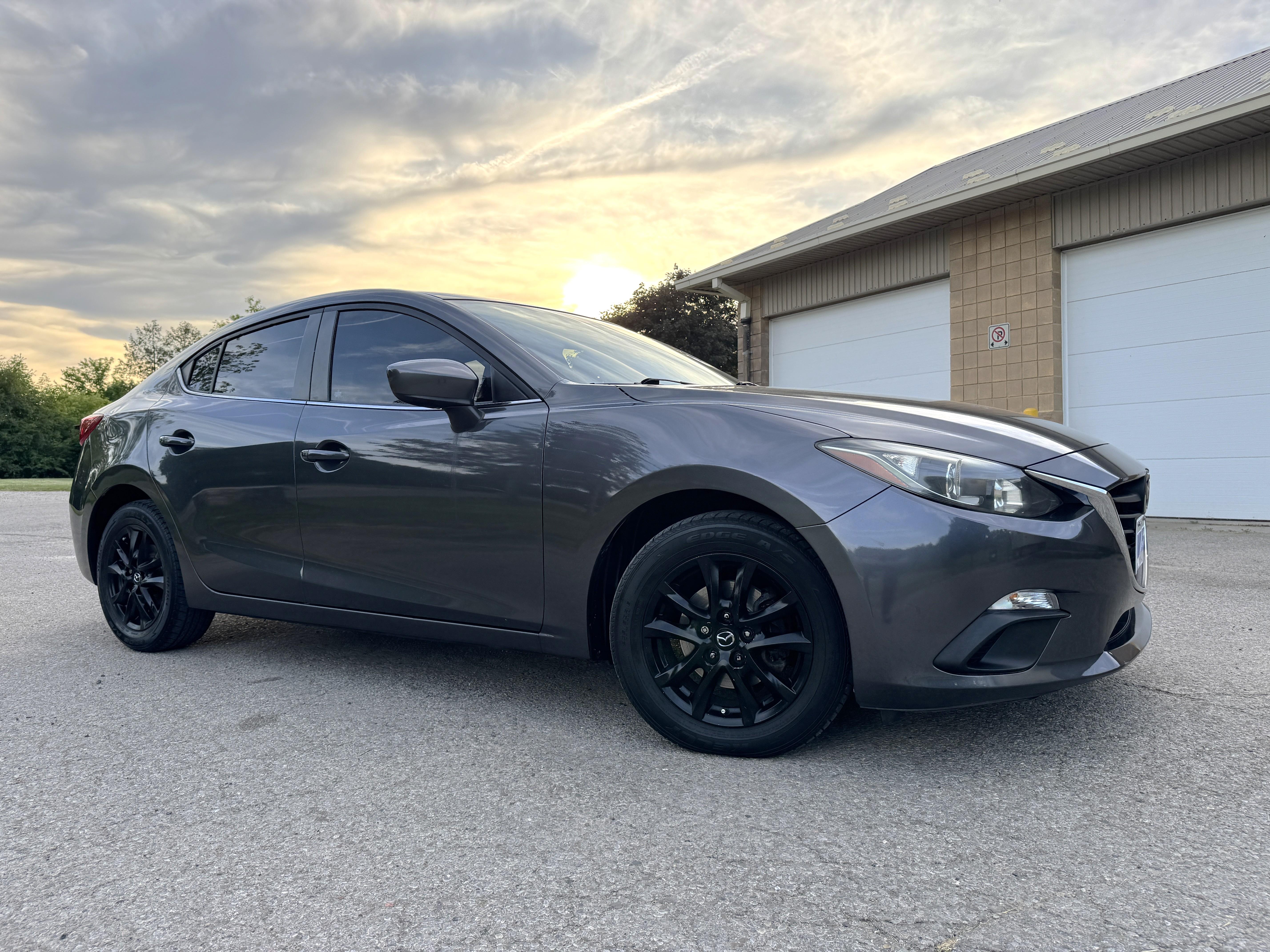 Mazda Mazda3 2014 in Cambridge, ON